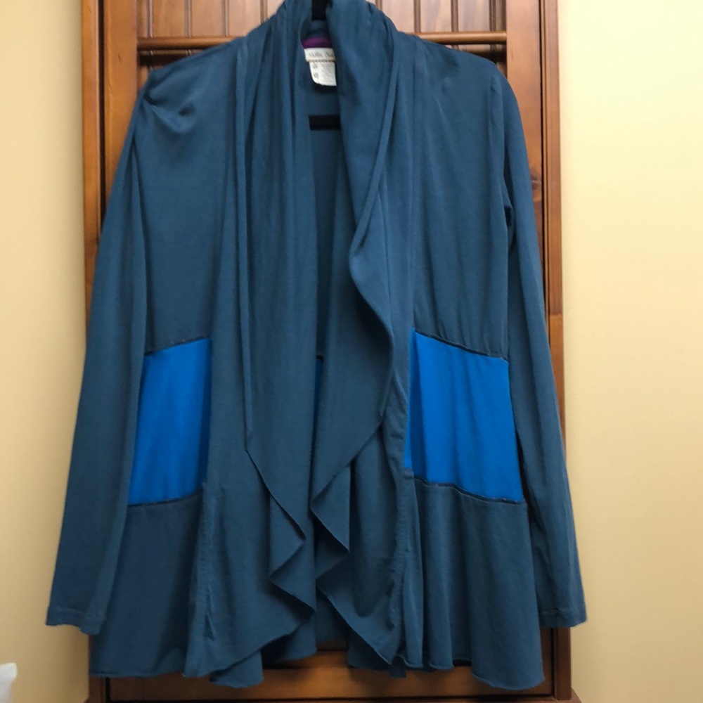Lovely Matilda Jane blue colored Jacket/Wrap
